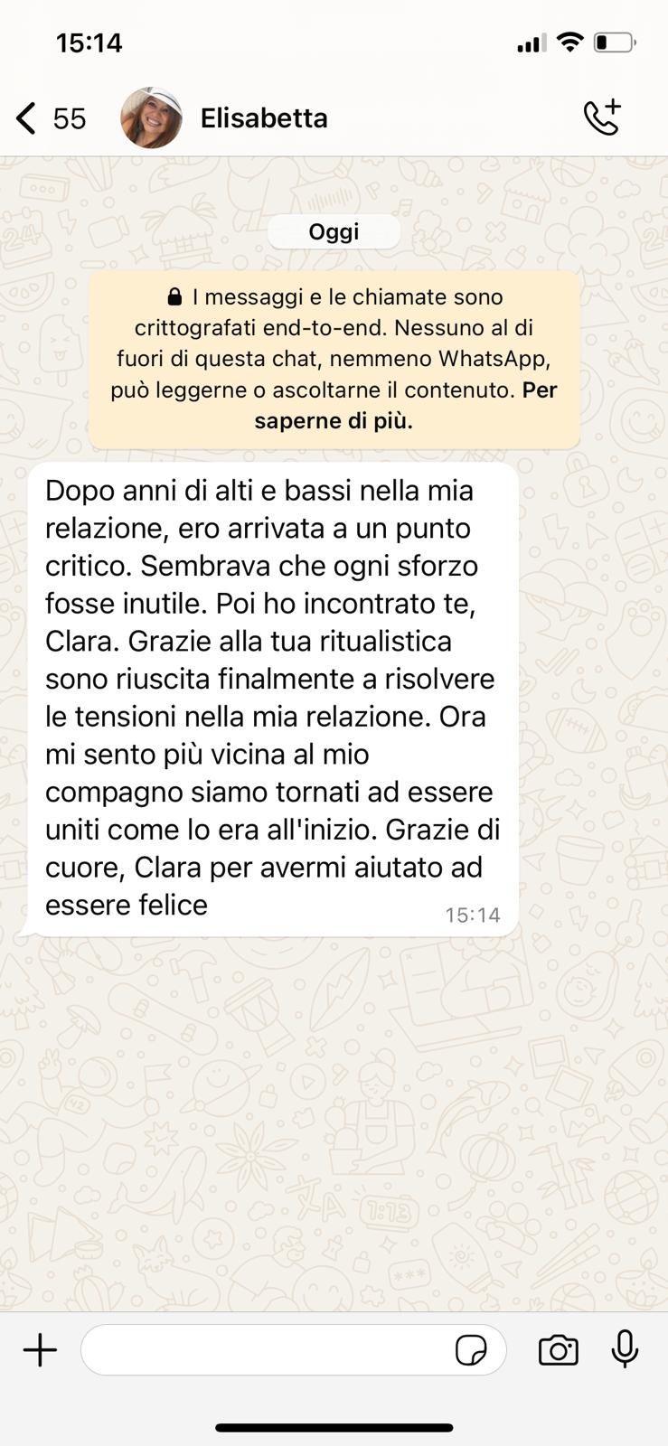 Messaggio WhatsApp di Elisabetta: ringrazia Clara per aver risolto le tensioni nella sua relazione e averla riavvicinata al compagno.